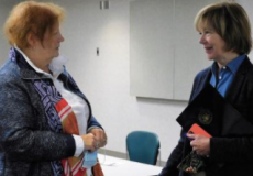 U.S. Sen. Tina Smith visits Willmar to talk broadband
